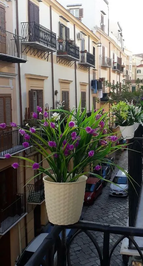 A Casa Di Giulia 호텔 팔레르모